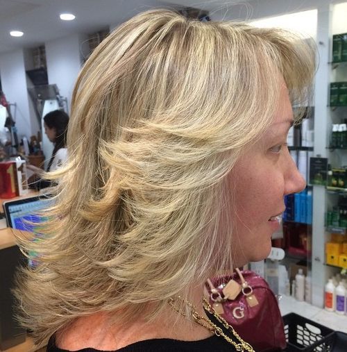 Hairstyles for Women Over 40 Shoulder Length Beauty