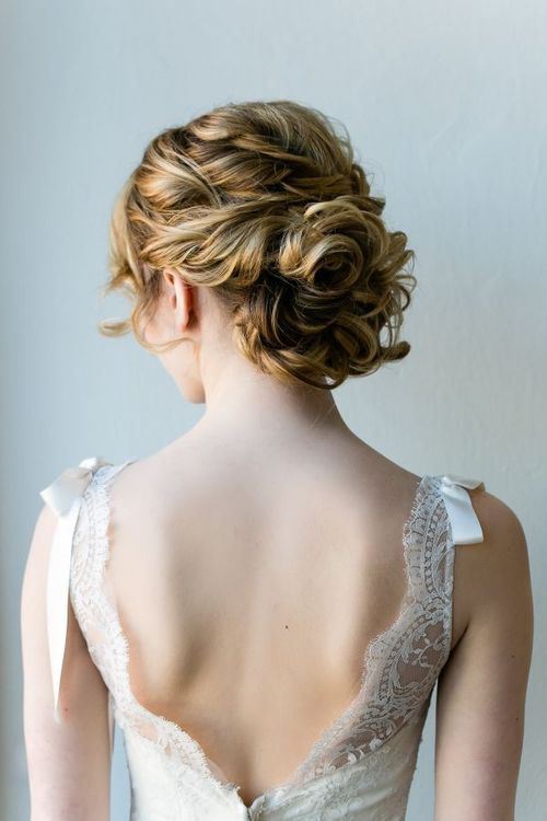 LACY MEDIUM LENGTH WEDDING UPDO HAIRSTYLE WITH FABULOUS TEXTURE