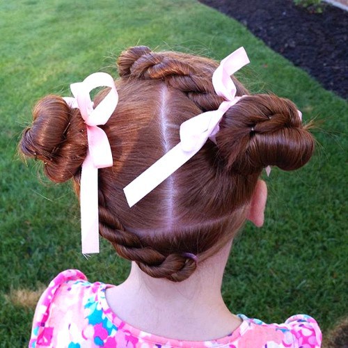 LITTLE GIRLS TWISTS AND KNOTS HAIRSTYLE