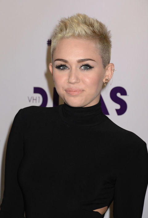 MILEY CYRUS’S SHORN SIDES
