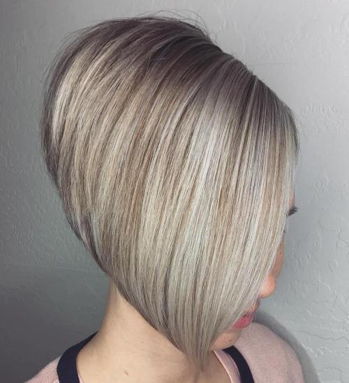 STACKED BLONDE BOB FOR STRAIGHT HAIR