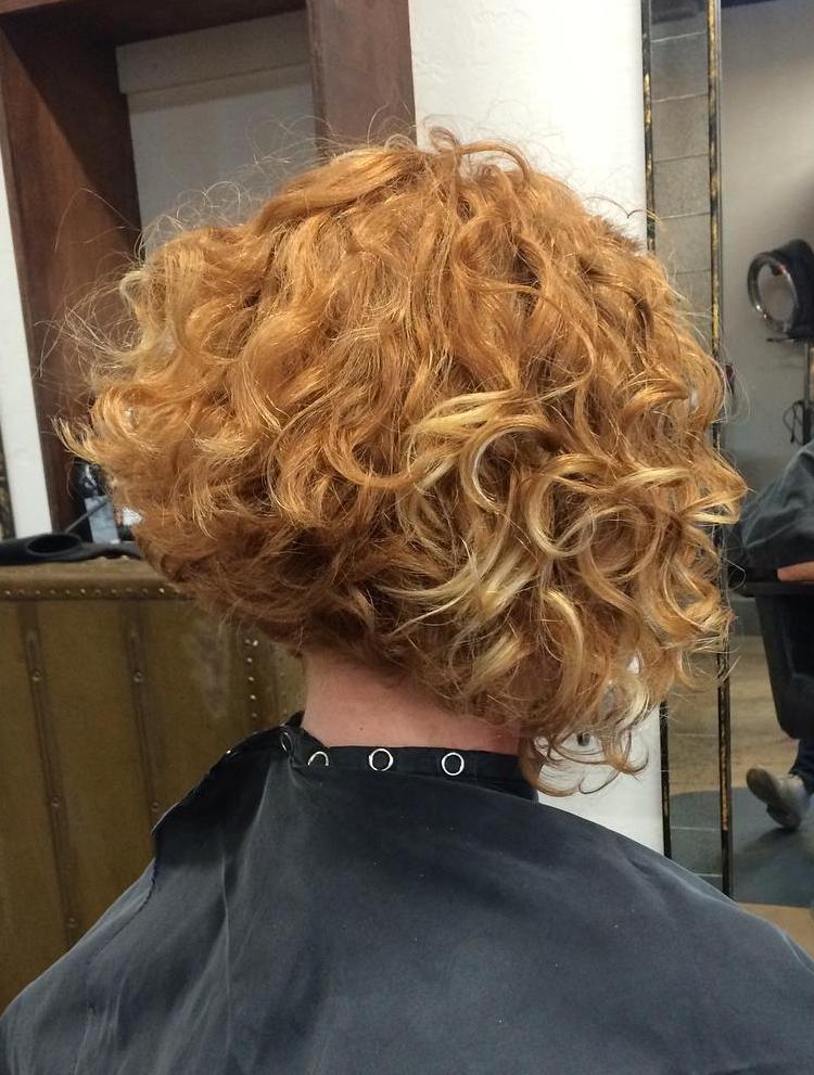 STACKED CURLY BOB
