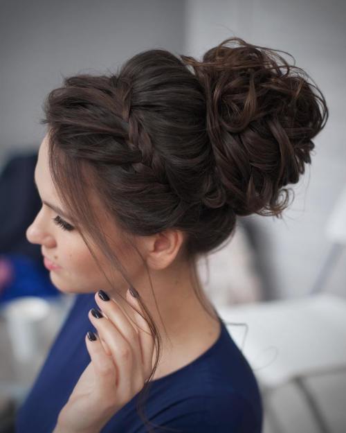 Curly messy bun prom updo
