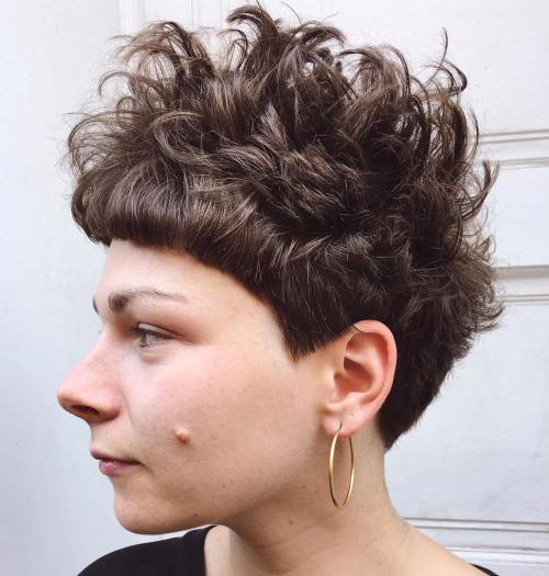 Messy pixie for curly hair