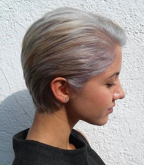 Short silver blonde hairstyle for girls