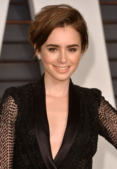 LILY COLLINS’ GROWN-OUT BANGS