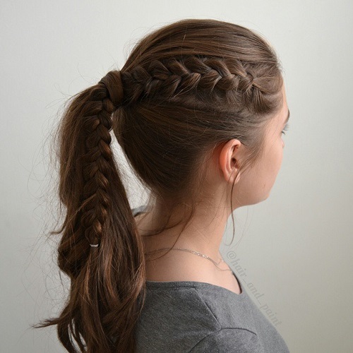 PONYTAIL WITH A SIDE BRAID