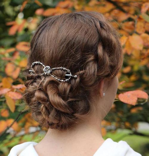 Twisted updo with hair clip