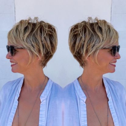 Brown pixie bob with blonde highlights
